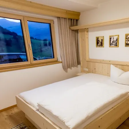 Apartment Buachbinder Hof *