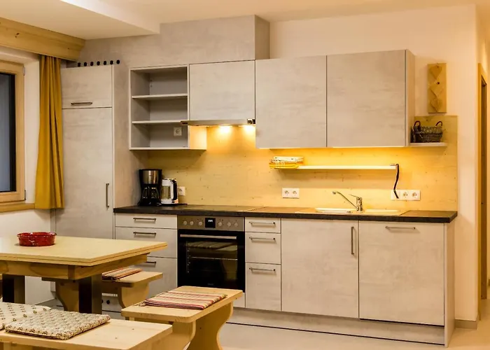 Buachbinder Hof * 瑙德斯